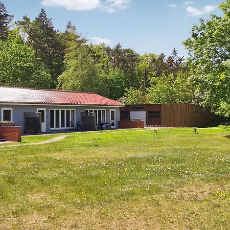 Awesome In With Wifi And 1 Bedrooms *